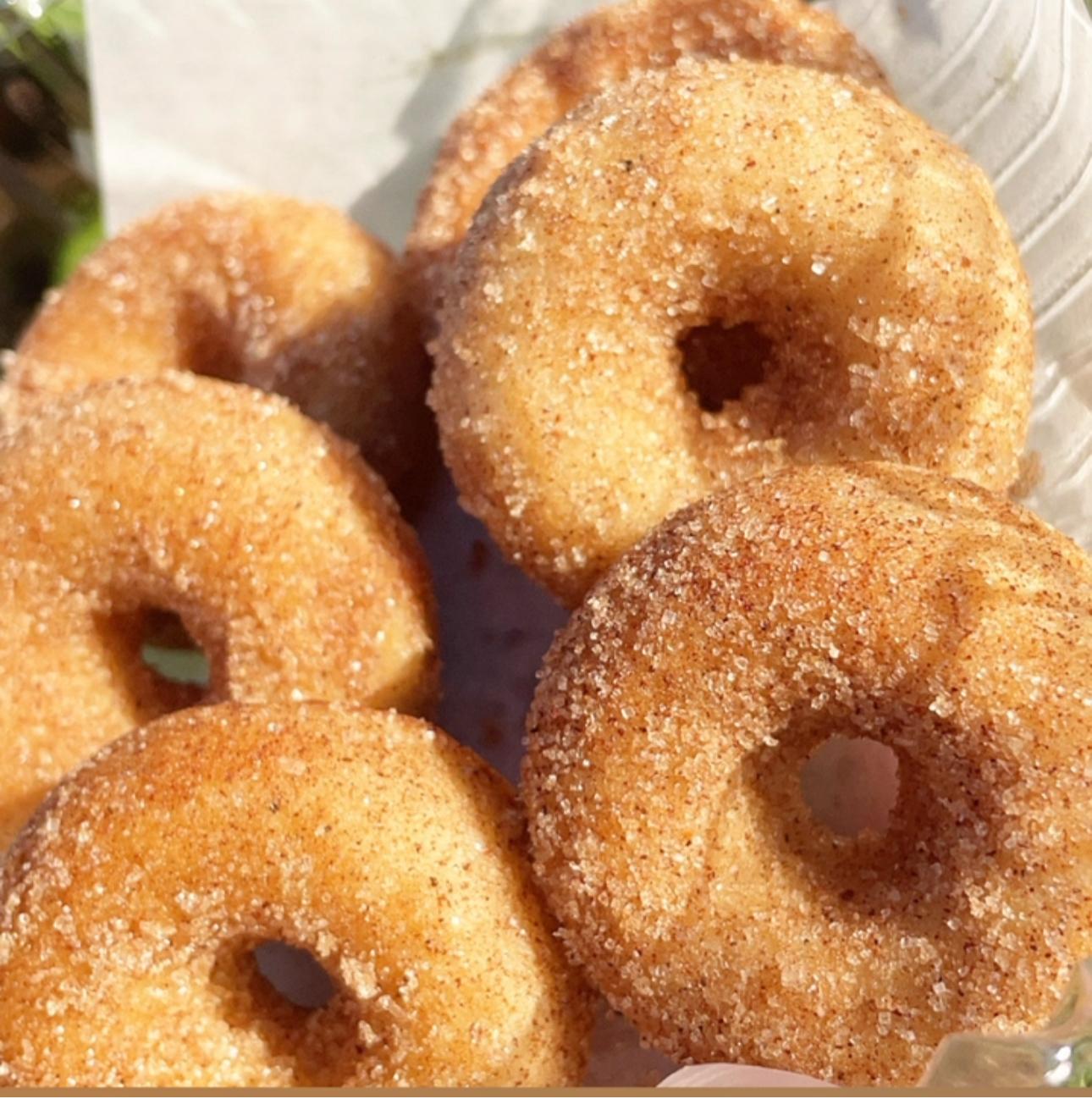 24 Count Cubes Donuts